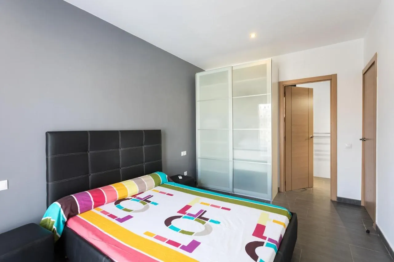 Villa Lloret: Beachside Retreat with Private Pool and Garden Lloret de Mar